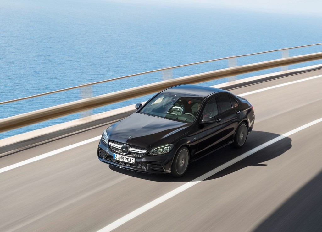 NOVO MERCEDES-AMG C 43 4MATIC CHEGA COM MAIS POTÊNCIA E EQUIPAMENTO TECNOLÓGICO, foto 13