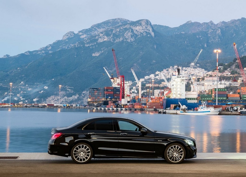 NOVO MERCEDES-AMG C 43 4MATIC CHEGA COM MAIS POTÊNCIA E EQUIPAMENTO TECNOLÓGICO, foto 15