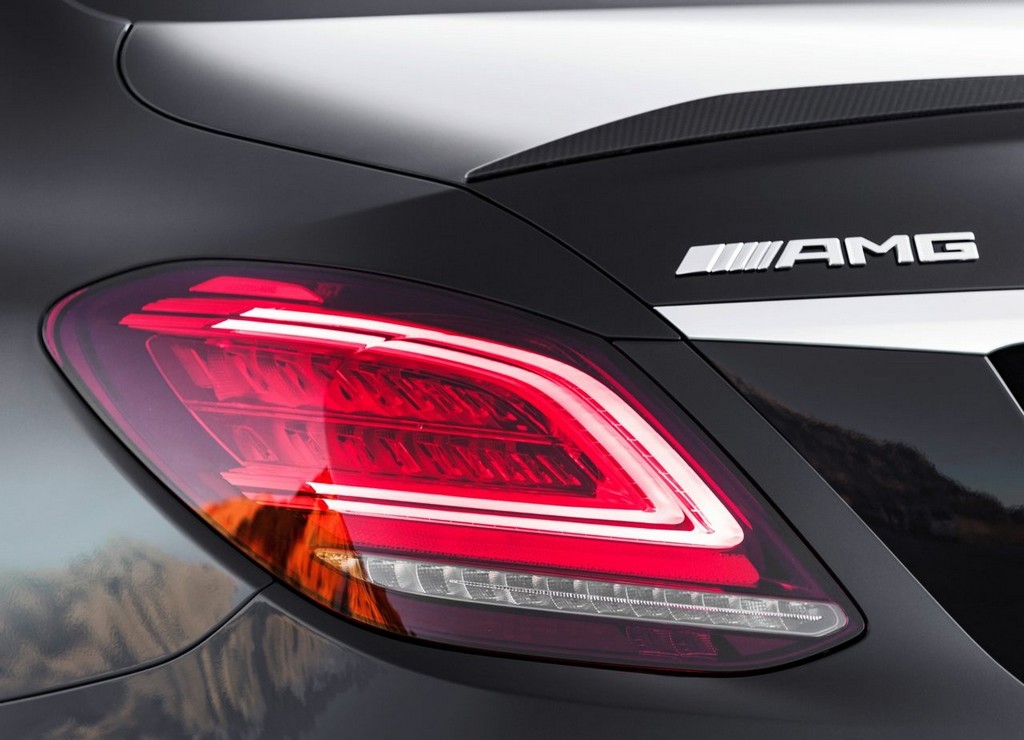 NOVO MERCEDES-AMG C 43 4MATIC CHEGA COM MAIS POTÊNCIA E EQUIPAMENTO TECNOLÓGICO, foto 26