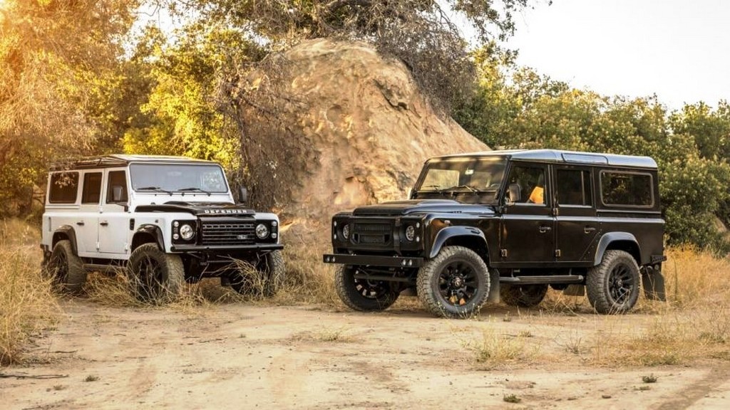 UM LAND ROVER DEFENDER 110 DE 1991 RECEBE UM MOTOR DE CORVETTE COM 430 CV, foto 1