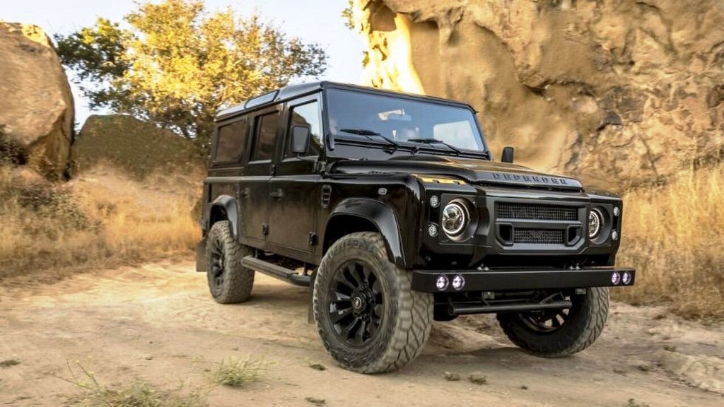 UM LAND ROVER DEFENDER 110 DE 1991 RECEBE UM MOTOR DE CORVETTE COM 430 CV, foto 4