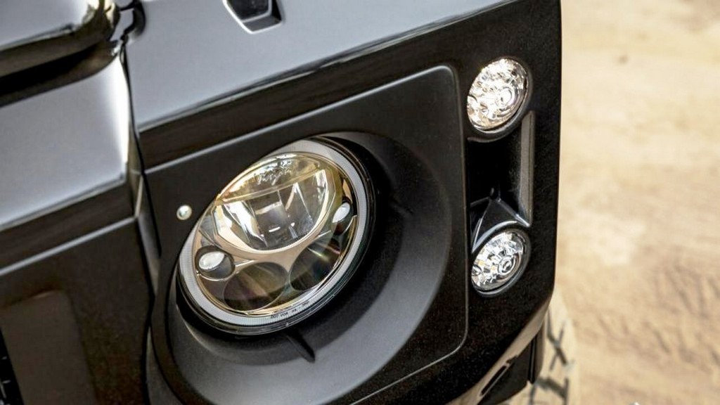 UM LAND ROVER DEFENDER 110 DE 1991 RECEBE UM MOTOR DE CORVETTE COM 430 CV, foto 15
