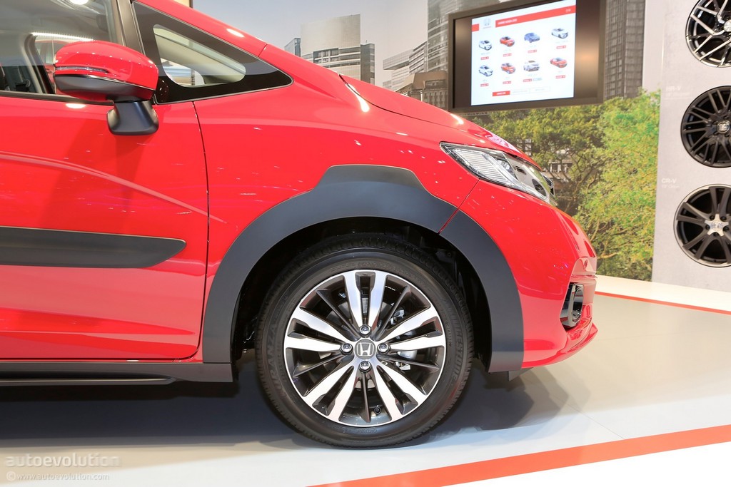 HONDA APRESENTA NO SALÃO DE GENEBRA O JAZZ X-ROAD, foto 5