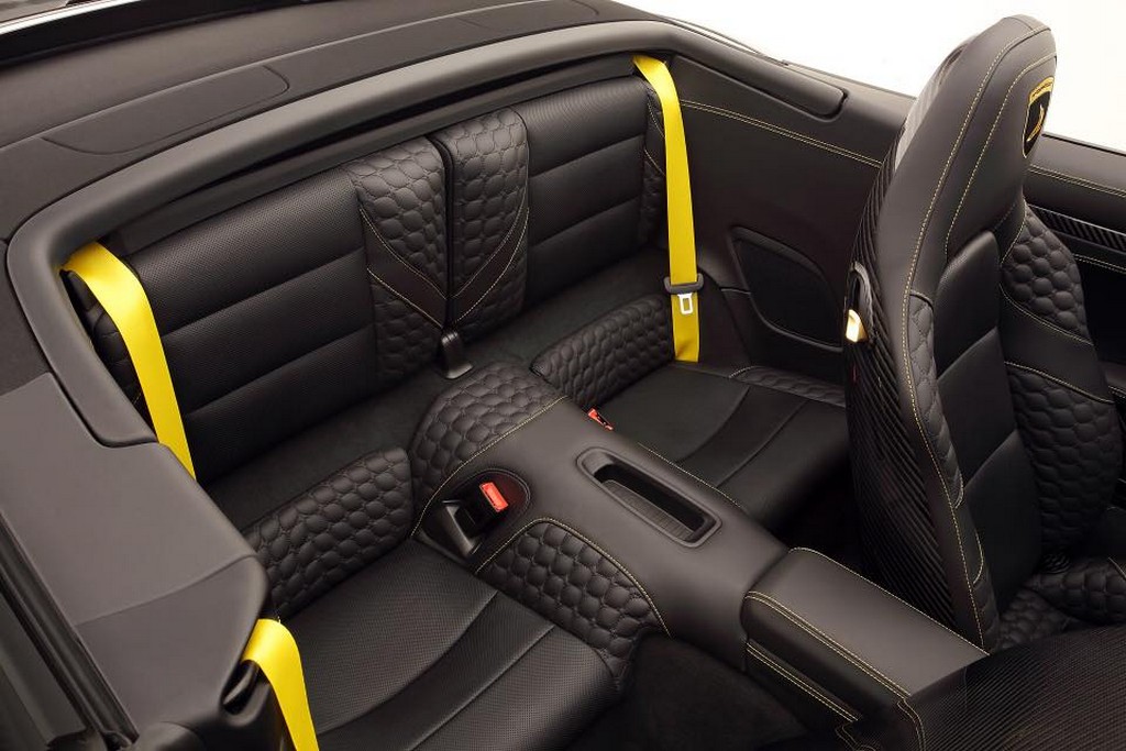PORSCHE 911 STINGER GTR CARBON EDITION: LUXO E ESPORTIVIDADE LEVADOS AO EXTREMO, foto 20