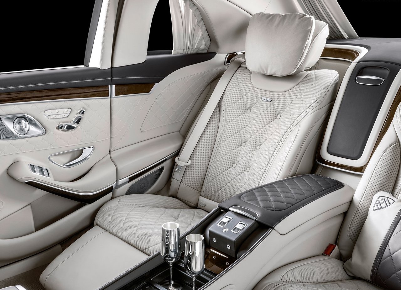 MERCEDES-MAYBACH S 650 PULLMAN 2019: LUXO, CONFORTO E REQUINTE SOBRE RODAS, foto 7
