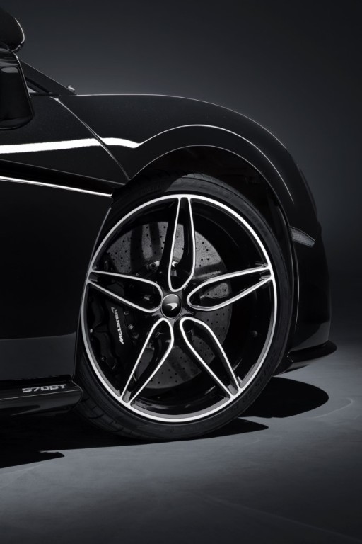 McLAREN 570GT BLACK COLLECTION: QUANDO O PRETO É O PROTAGONISTA ABSOLUTO, foto 7