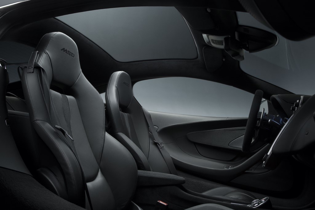 McLAREN 570GT BLACK COLLECTION: QUANDO O PRETO É O PROTAGONISTA ABSOLUTO, foto 9