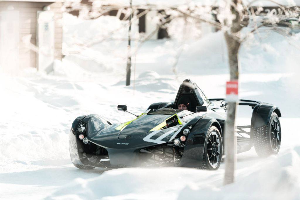 BAC MONO DESFILA PELA NEVE BRANCA DA ESCANDINÁVIA, foto 4