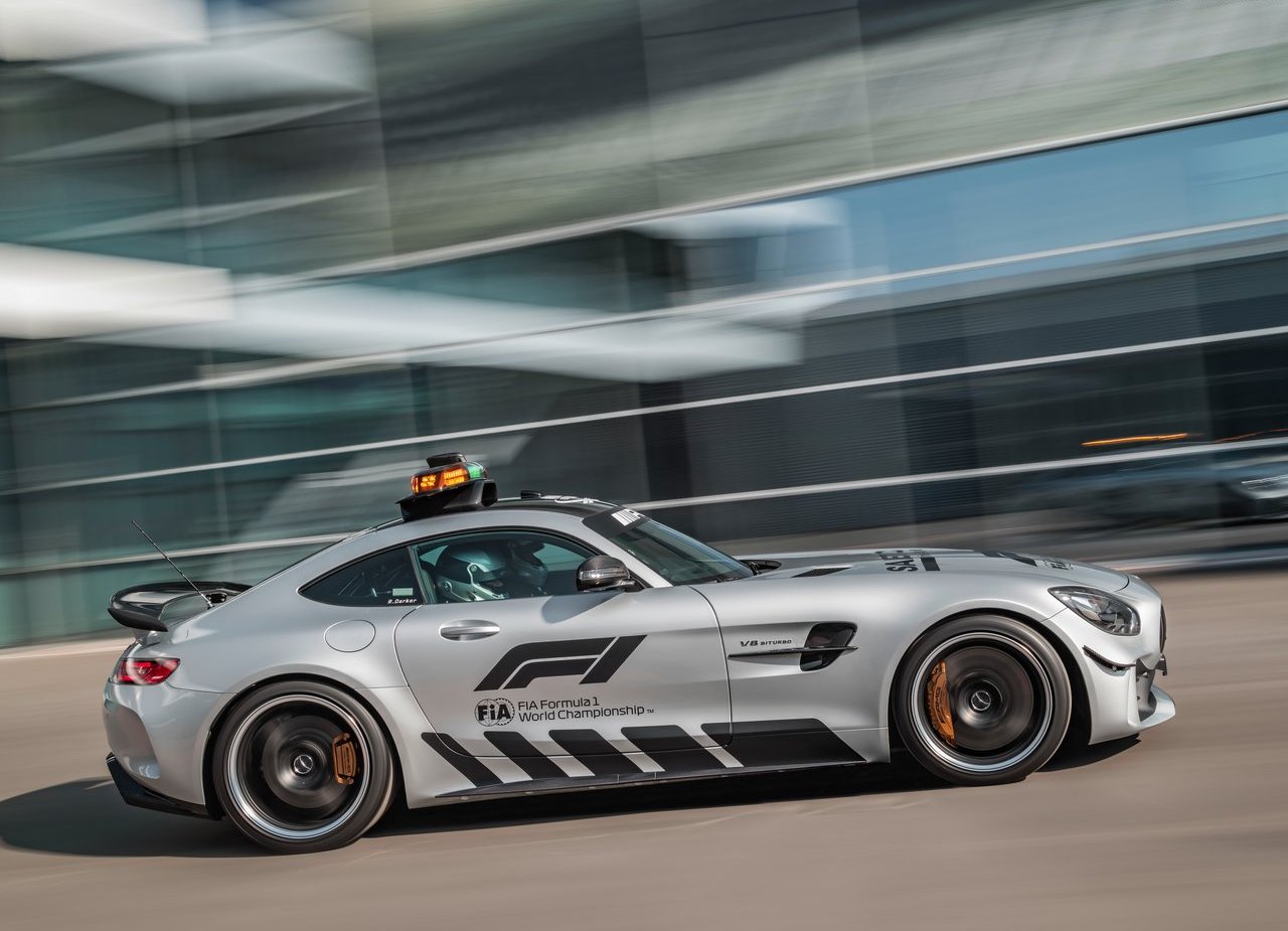 MERCEDES-AMG GT R SERÁ O ‘SAFETY CAR’ NA FÓRMULA 1 EM 2018, foto 12