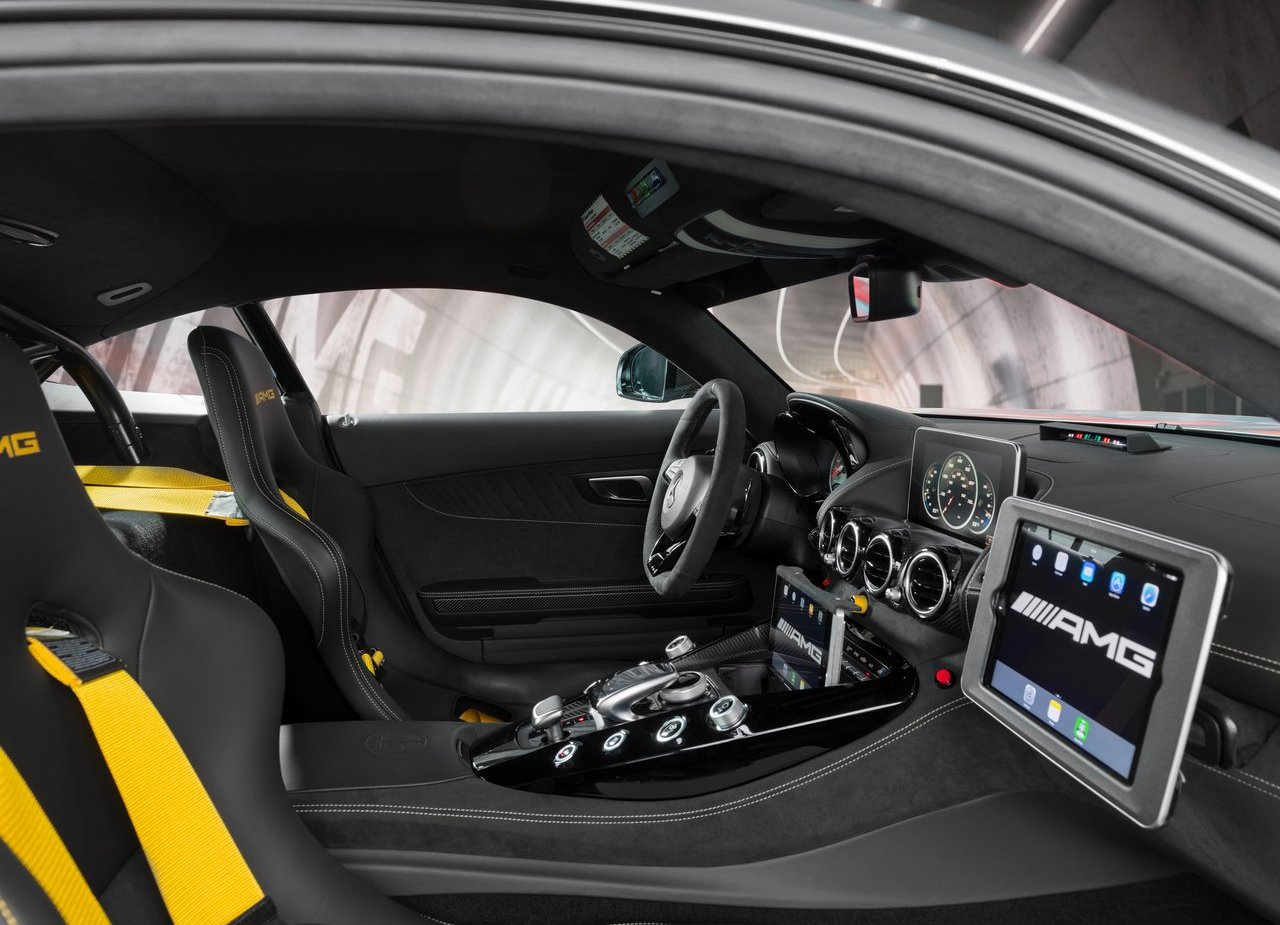 MERCEDES-AMG GT R SERÁ O ‘SAFETY CAR’ NA FÓRMULA 1 EM 2018, foto 23