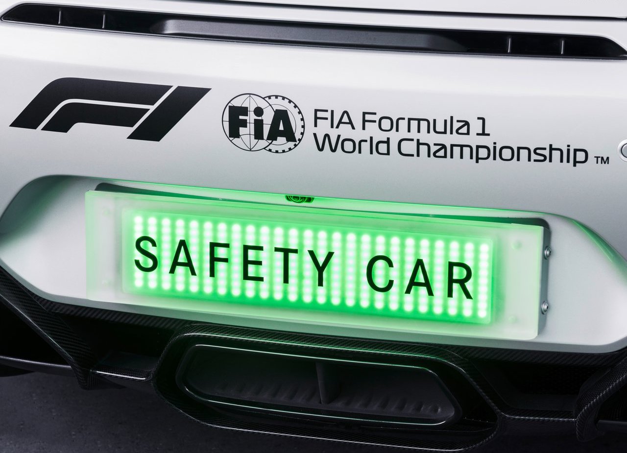 MERCEDES-AMG GT R SERÁ O ‘SAFETY CAR’ NA FÓRMULA 1 EM 2018, foto 34