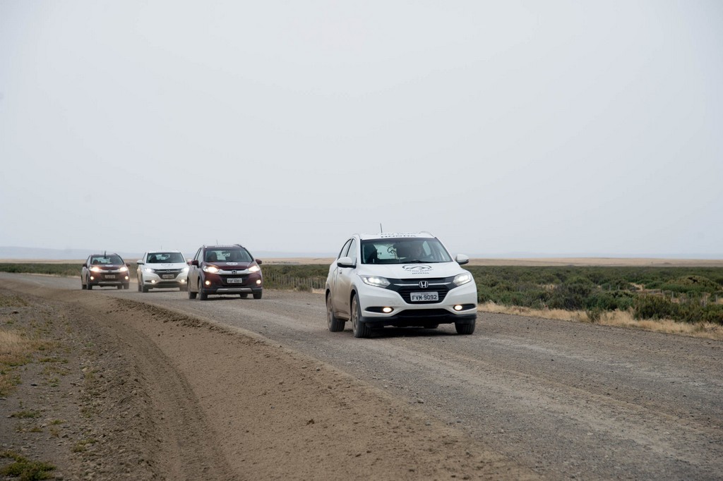AMYR KLINK E EQUIPE CHEGAM PRA LÁ DO FIM DO MUNDO A BORDO DOS MODELOS HONDA HR-V E WR-V, foto 1