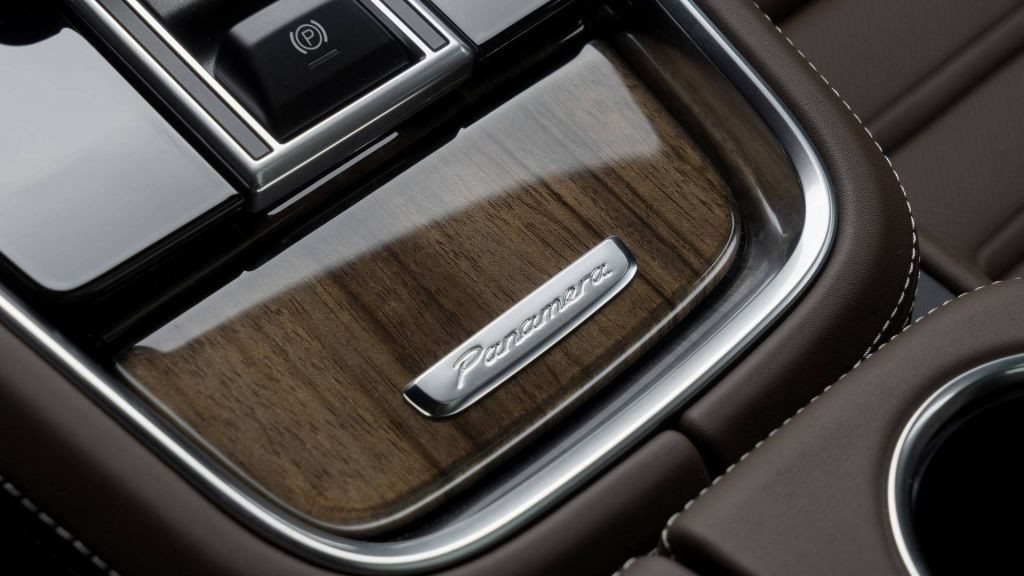 PORSCHE PANAMERA RECEBE UM ACABAMENTO ESPECIAL DA PORSCHE EXCLUSIVE, foto 3