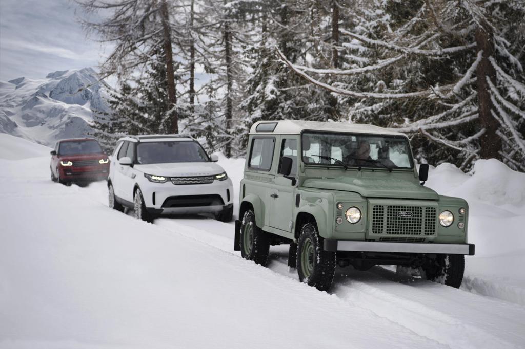 LAND ROVER ANUNCIA CELEBRAÇÕES DE SEUS 70 ANOS COM O CONTORNO DO DEFENDER NOS ALPES, foto 2