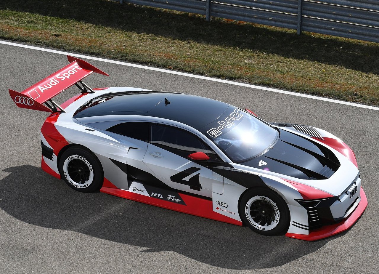 AUDI E-TRON VISION GRAN TURISMO: DO MUNDO VIRTUAL PARA AS PISTAS REAIS, foto 1