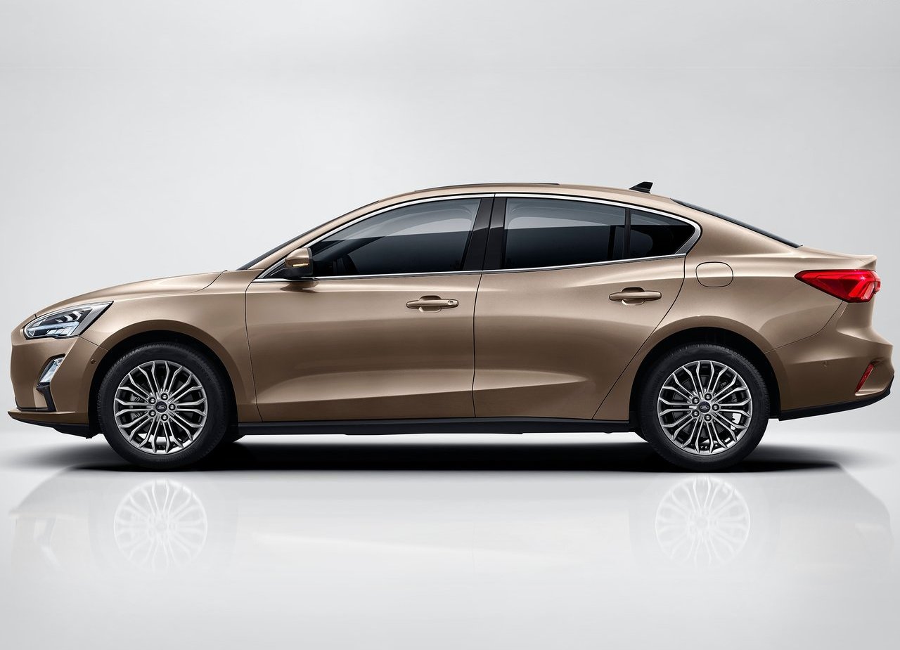 NOVO FORD FOCUS SEDAN 2019 APRESENTADO NA CHINA, foto 2