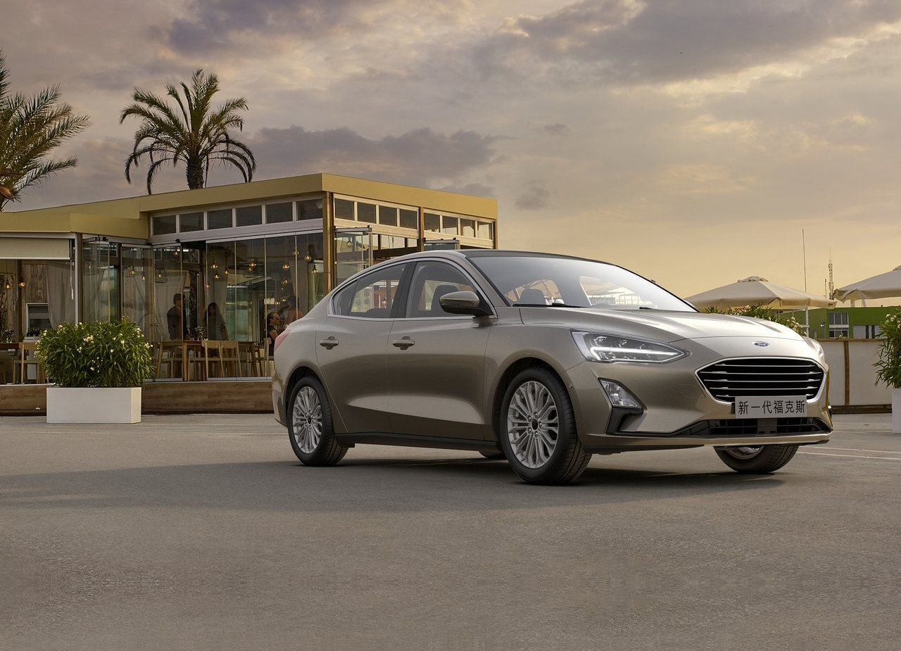 NOVO FORD FOCUS SEDAN 2019 APRESENTADO NA CHINA, foto 4