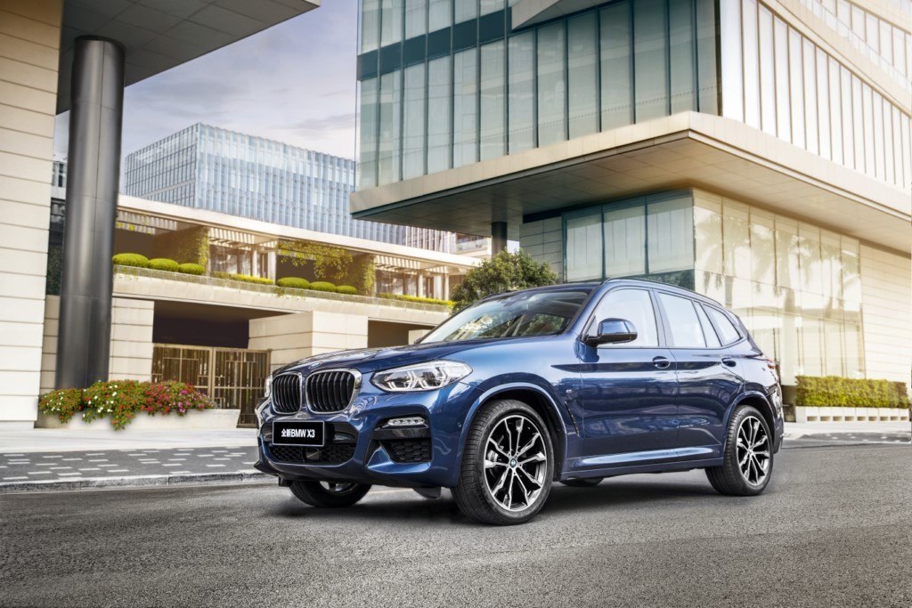 BMW X3 L: VERSÃO LONGA PARA O MERCADO CHINÊS SERÁ APRESENTADA EM PEQUIM, foto 1
