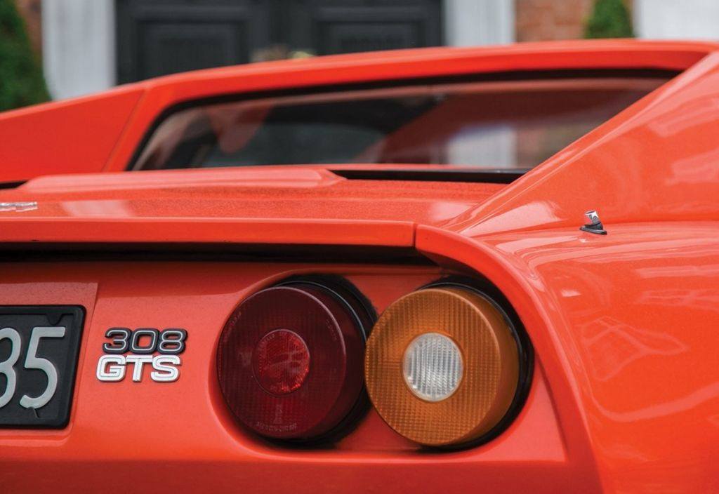 FERRARI F308 GTS QUE PERTENCEU A GILLES VILLENEUVE SERÁ LEILOADO ESTE MÊS, foto 4