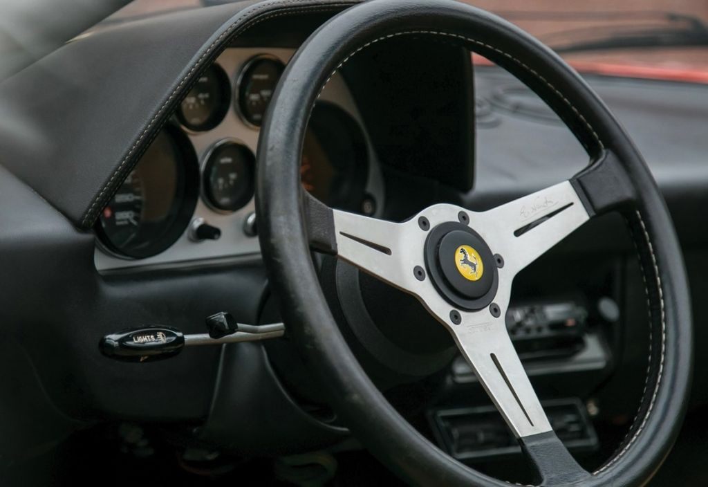 FERRARI F308 GTS QUE PERTENCEU A GILLES VILLENEUVE SERÁ LEILOADO ESTE MÊS, foto 8