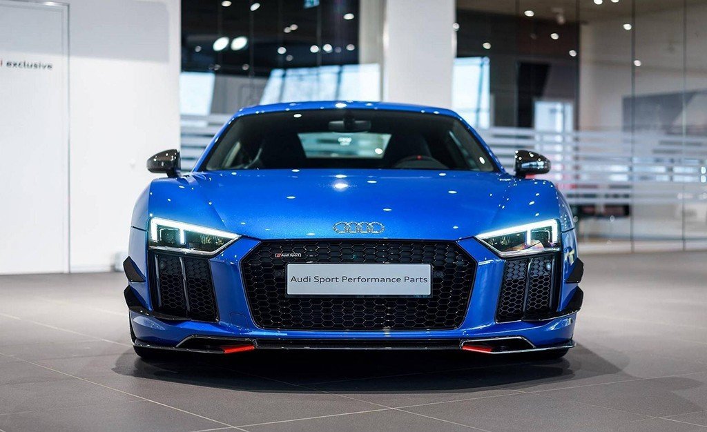 AUDI R8 V10 PLUS SE APRESENTA COM AS PERFORMANCE PARTS, foto 3
