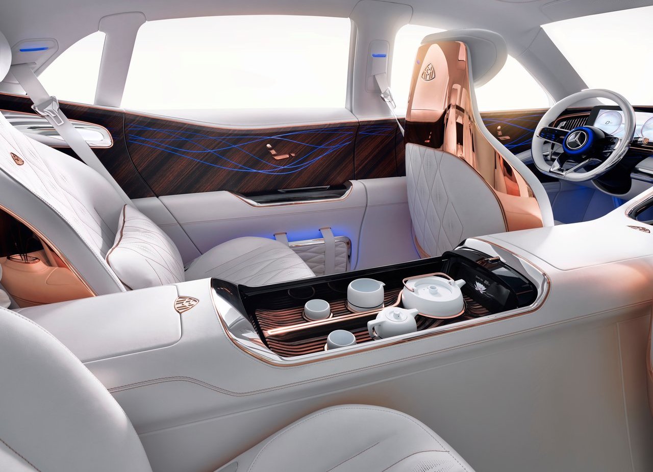 MERCEDES-MAYBACH APRESENTA UM SUV QUE APOSTA NO FORMATO SEDAN, foto 16