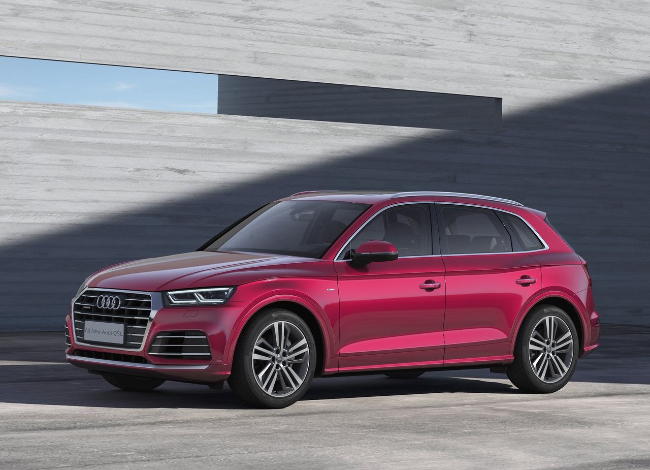 AUDI Q5 L APRESENTADO EM PEQUIM COM O ENTRE-EIXOS ALONGADO, foto 2