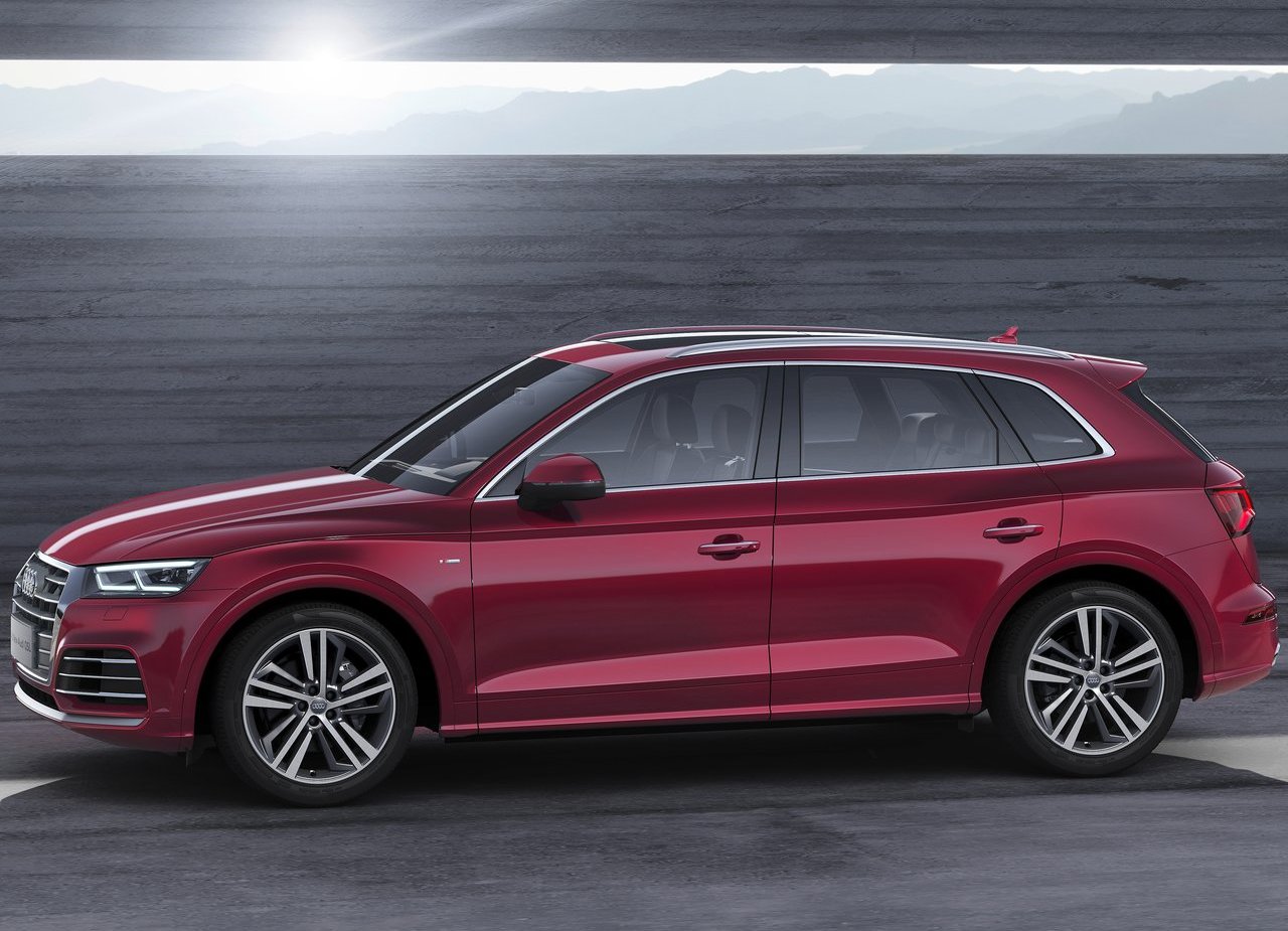 AUDI Q5 L APRESENTADO EM PEQUIM COM O ENTRE-EIXOS ALONGADO, foto 3
