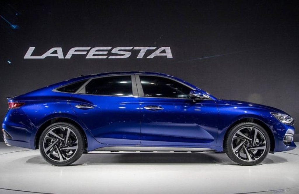 HYUNDAI LAFESTA: UM NOVO SEDAN DE LINHAS ESPORTIVAS ESTREIA EM PEQUIM, foto 3