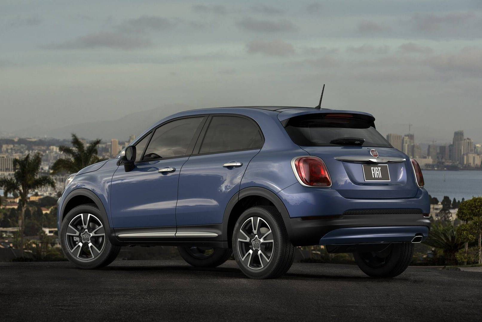 FIAT 500X BLUE SKY EDITION SURGE COM MAIS EQUIPAMENTO PARA O MERCADO AMERICANO, foto 2
