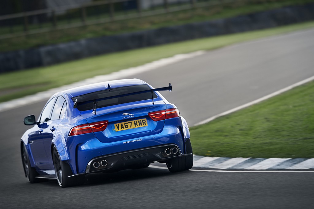 ANTIGOS PILOTOS DA MARCA AVALIAM O JAGUAR XE SV PROJECT 8, foto 3