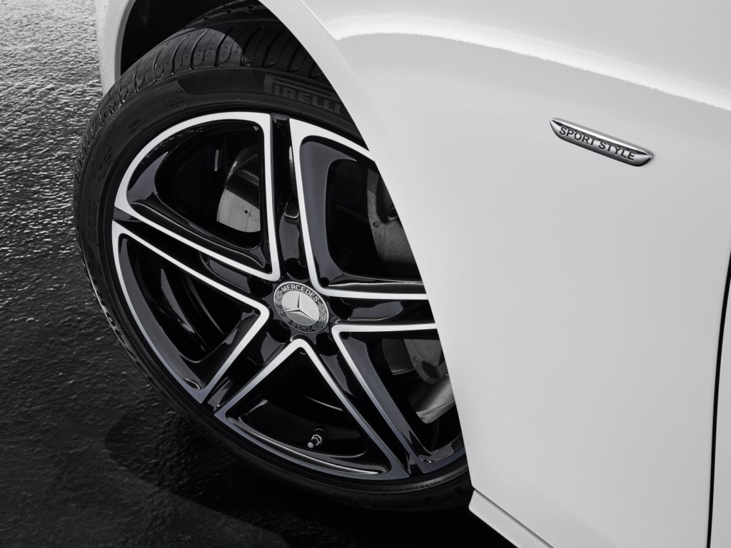 MERCEDES-BENZ E CLASS MELHORA SUA IMAGEM COM O PACOTE SPORT STYLE, foto 7