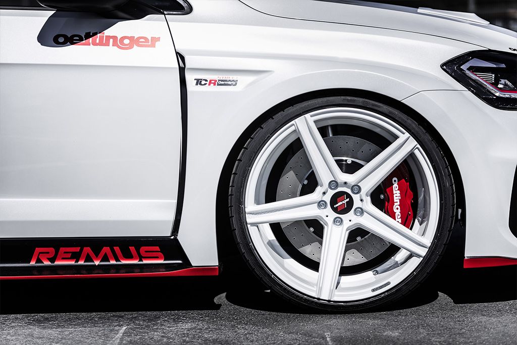 VOLKSWAGEN GOLF GTI TCR GERMANY STREET PREPARADO PELA OETTINGER É O GOLF MAIS POTENTE EM WORTHERSEE, foto 4