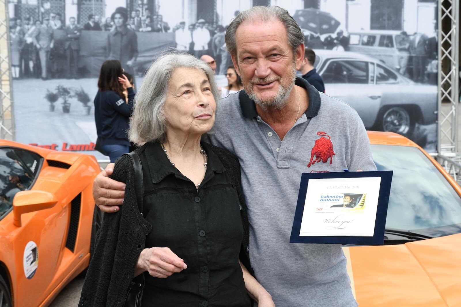 CONCENTRAÇÃO DE LAMBORGHINIS PARA CELEBRAR O 50º ANIVERSÁRIO DE VALENTINO BALBONI NA MARCA, foto 1
