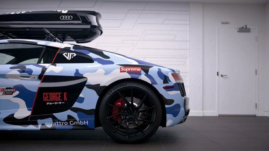 AUDI R8 RECEBE TRATAMENTO DE CAMUFLAGEM E UM BAÚ NO TETO, foto 3