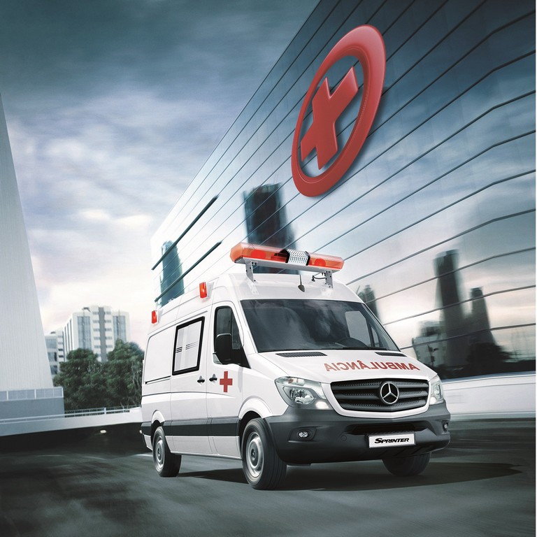 MERCEDES-BENZ SPRINTER AMBULÂNCIA GARANTE AGILIDADE, CONFORTO E SEGURANÇA NO ATENDIMENTO MÓVEL DE URGÊNCIA, foto 1