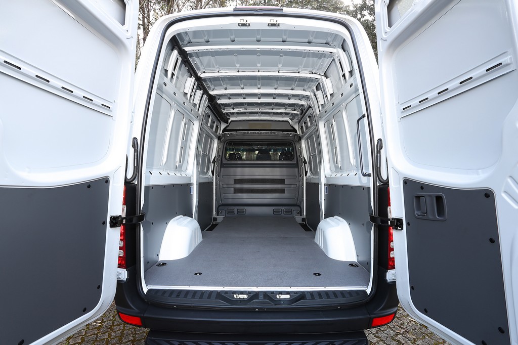 MERCEDES-BENZ SPRINTER AMBULÂNCIA GARANTE AGILIDADE, CONFORTO E SEGURANÇA NO ATENDIMENTO MÓVEL DE URGÊNCIA, foto 2