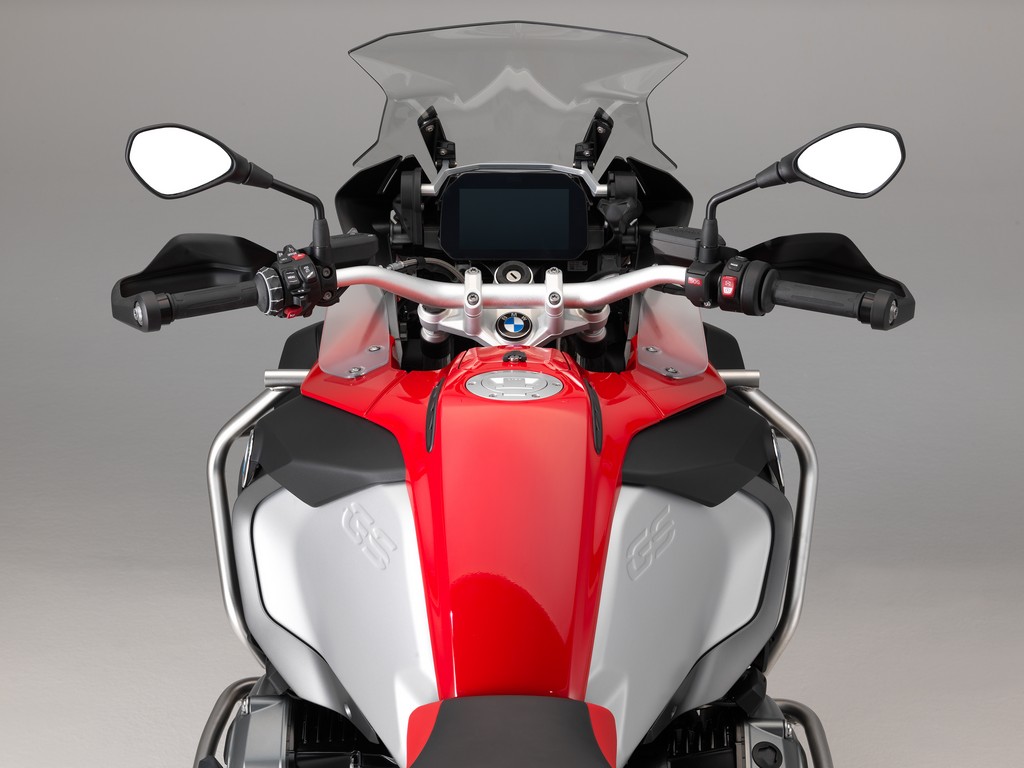 BMW 1200 GS E BMW R 1200 GS ADVENTURE GANHAM UM INÉDITO PAINEL DIGITAL, foto 2