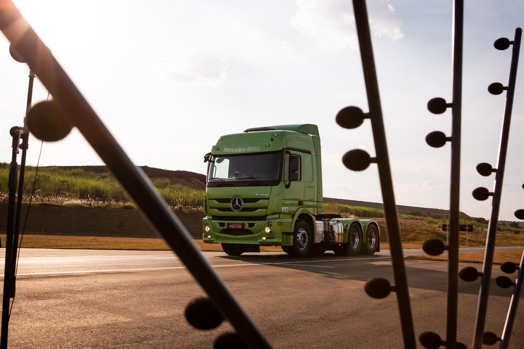 MERCEDES-BENZ INAUGURA CAMPO DE PROVAS NO BRASIL E ACELERA O DESENVOLVIMENTO DE CAMINHÕES E ÔNIBUS, foto 5
