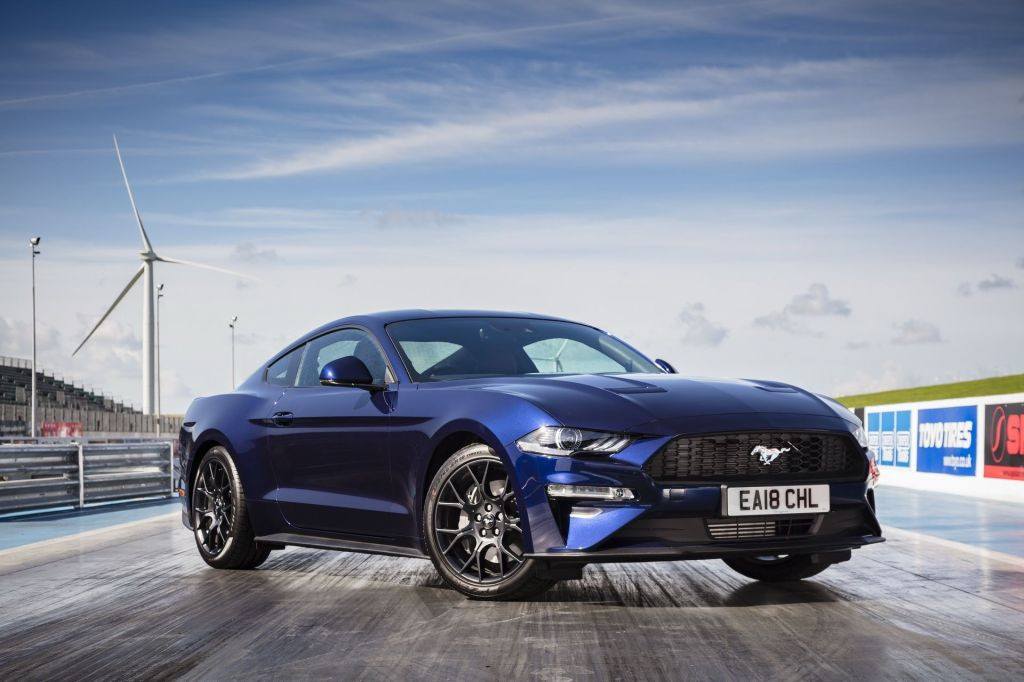 FORD MUSTANG OFERECE UM EQUIPAMENTO MELHORADO NO REINO UNIDO, foto 4