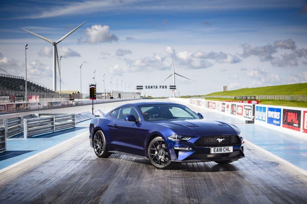 FORD MUSTANG OFERECE UM EQUIPAMENTO MELHORADO NO REINO UNIDO, foto 6