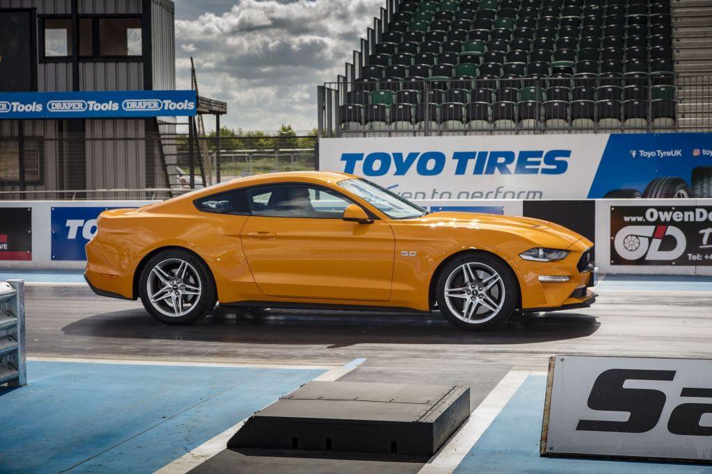 FORD MUSTANG OFERECE UM EQUIPAMENTO MELHORADO NO REINO UNIDO, foto 10