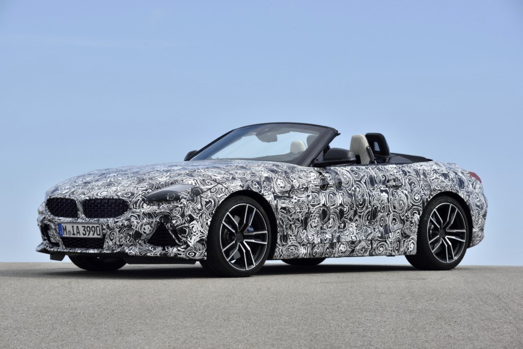 BMW ADIANTA A NOVA GERAÇÃO DO Z4 RODANDO NA PISTA DE TESTES DA MARCA EM MIRAMAS, foto 15