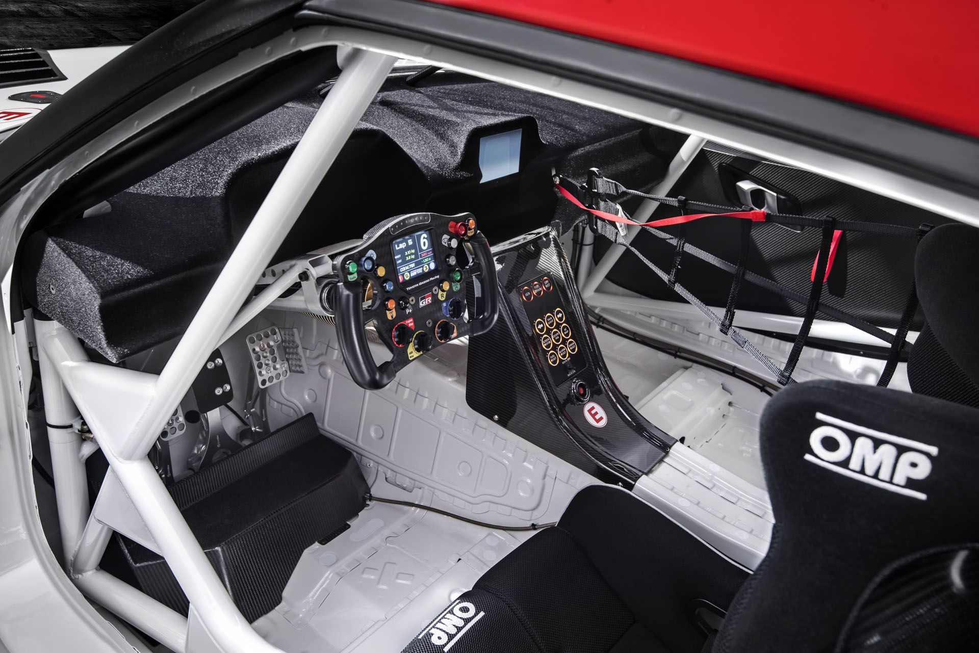 NOVO TOYOTA SUPRA SUBSTITUIRÁ O CAMRY NA NASCAR, foto 6