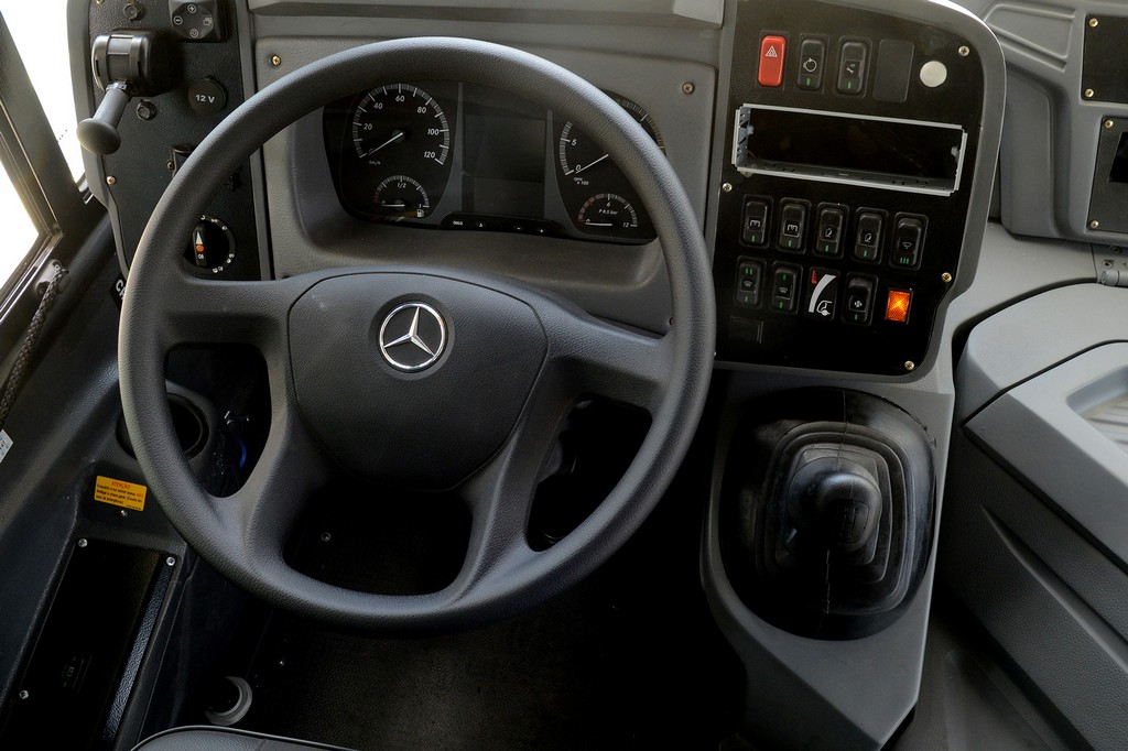 MERCEDES-BENZ FORNECERÁ 1.600 ÔNIBUS PARA O PROGRAMA CAMINHO DA ESCOLA, foto 5