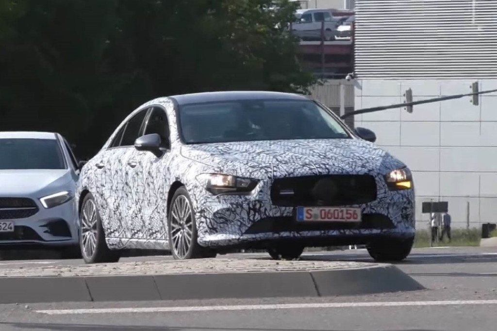 MERCEDES-BENZ CLA 2019 AVISTADO EM TESTES COM SUA PARTE FRONTAL DEFINITIVA, foto 3