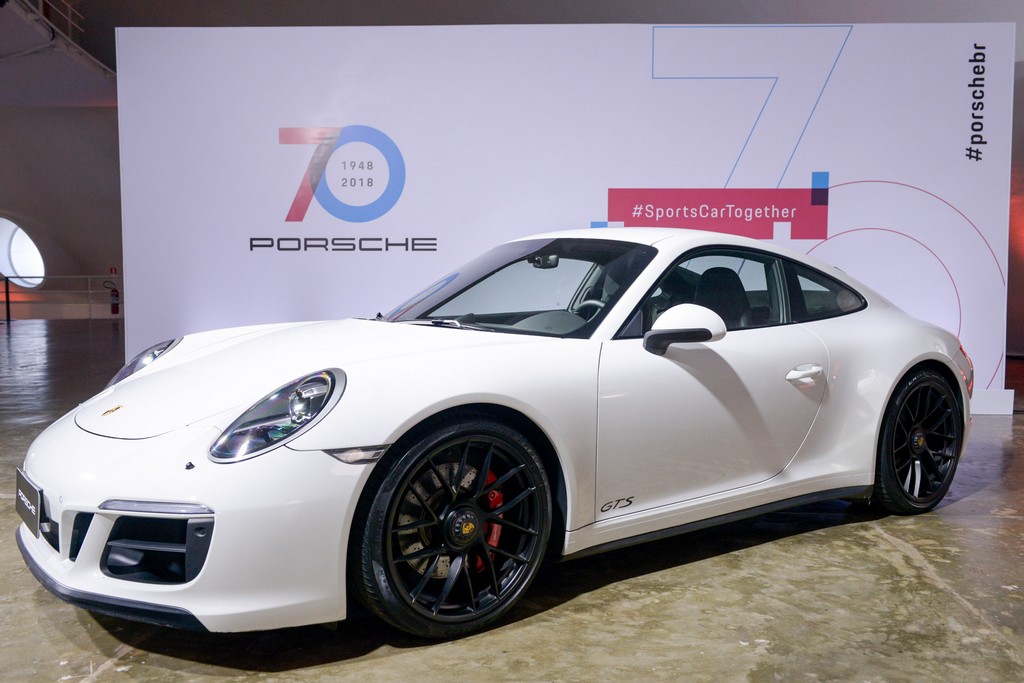 PORSCHE COMEMORA 70 ANOS COM TRADIÇÃO E ESPORTIVIDADE EM TODO O MUNDO, foto 5