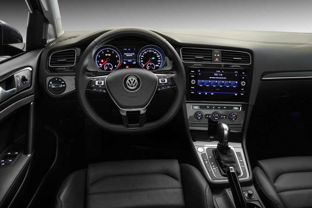 VOLKSWAGEN GOLF E GOLF VARIANT CHEGAM MAIS POTENTES E EQUIPADOS, foto 3
