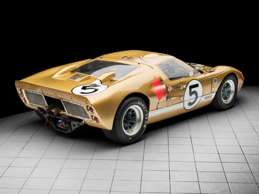 UM DOS TRÊS FORD GT40 GANHADORES DE LE MANS EM 1966 SERÁ LEILOADO EM MONTEREY, foto 2