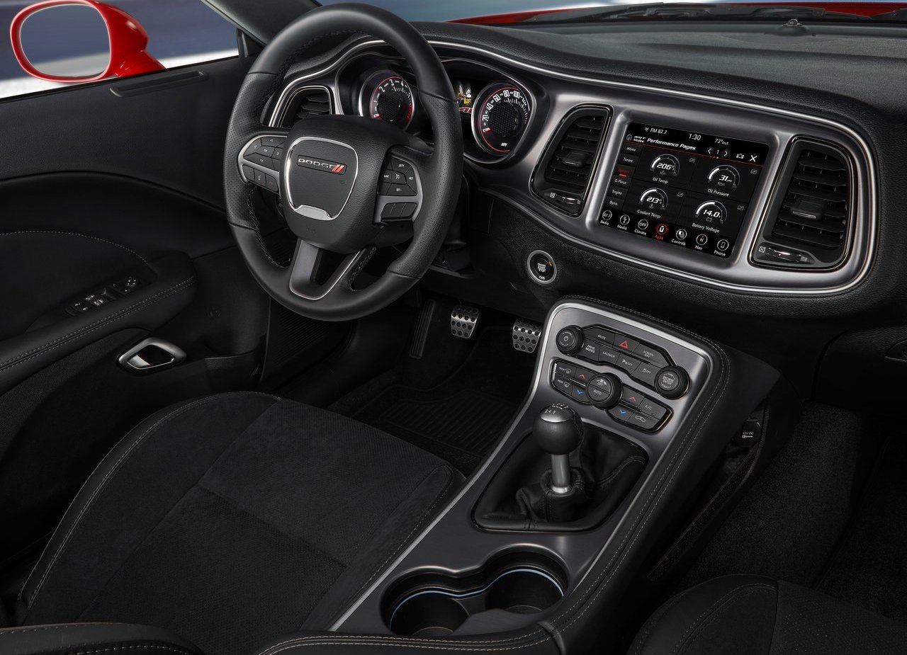 DODGE CHALLENGER R/T SCAT PACK 2019: MAIS UMA VERSÃO WIDEBODY PARA A LINHA, foto 12